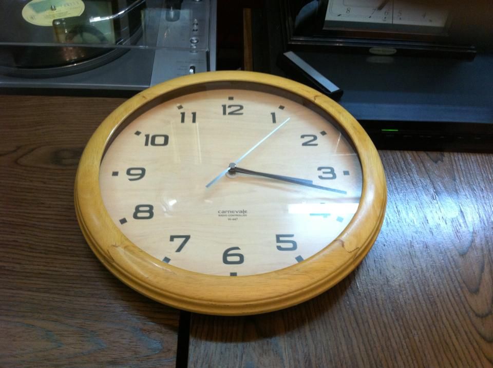 Mâm đĩa than , kim , máng ...Đồng hồ treo tường , để bàn  Japan   Vintage...Độc Đẹp c - 7