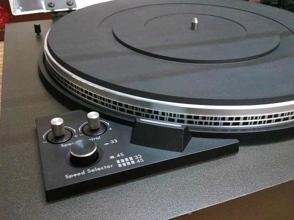 Mâm đĩa than , kim , máng ...Đồng hồ treo tường , để bàn  Japan   Vintage...Độc Đẹp c - 16