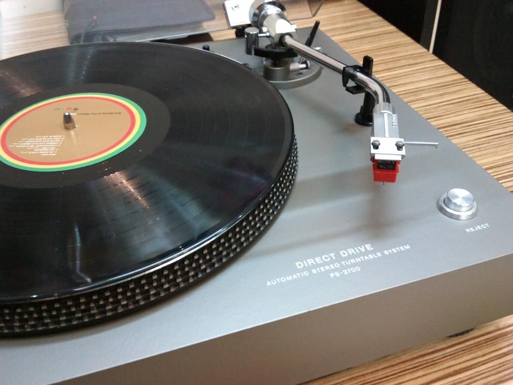 Mâm đĩa than , kim , máng ...Đồng hồ treo tường , để bàn  Japan   Vintage...Độc Đẹp c - 8