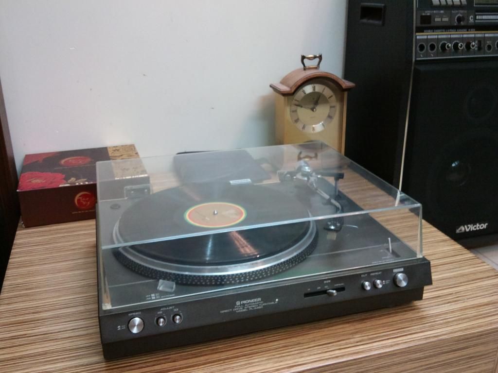 Mâm đĩa than , kim , máng ...Đồng hồ treo tường , để bàn  Japan   Vintage...Độc Đẹp c - 9