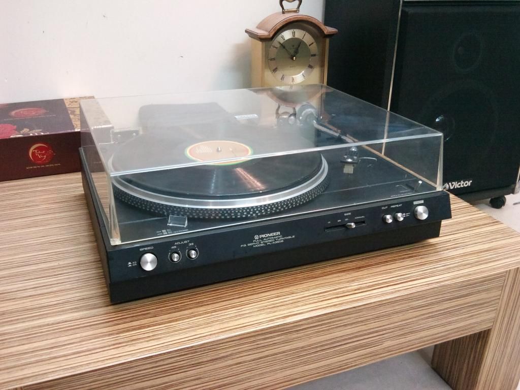 Mâm đĩa than , kim , máng ...Đồng hồ treo tường , để bàn  Japan   Vintage...Độc Đẹp c - 18