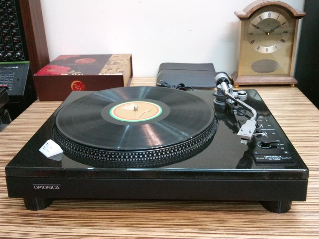 Mâm đĩa than , kim , máng ...Đồng hồ treo tường , để bàn  Japan   Vintage...Độc Đẹp c - 13