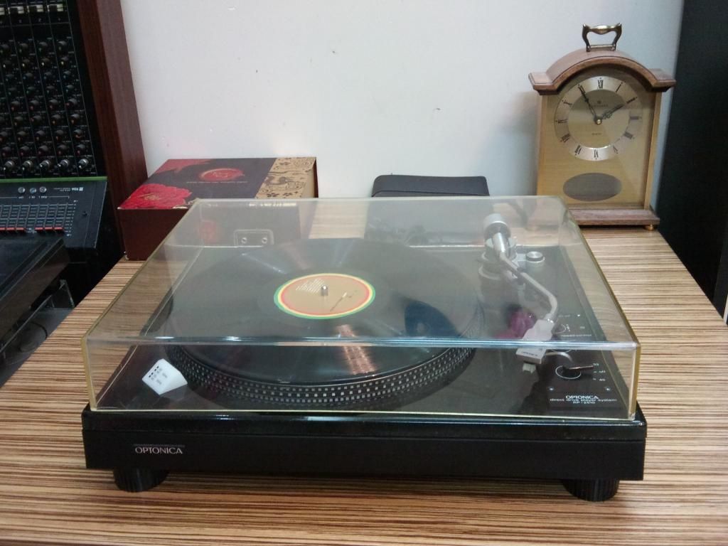 Mâm đĩa than , kim , máng ...Đồng hồ treo tường , để bàn  Japan   Vintage...Độc Đẹp c - 12