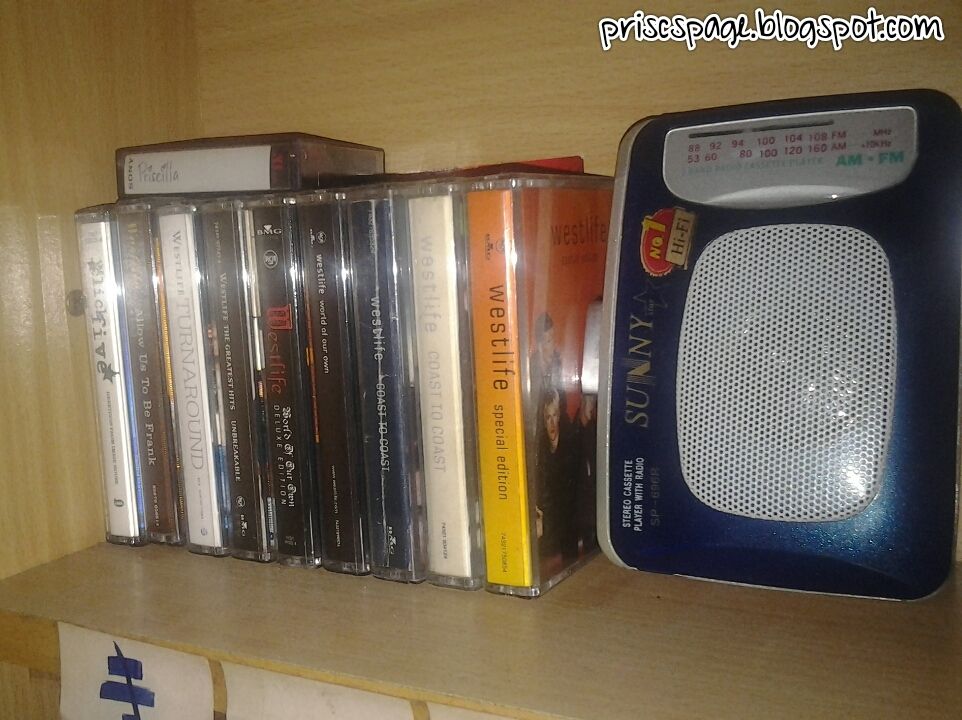 photo PhotoGrid_1444075146346_zps3g0bviso.jpg