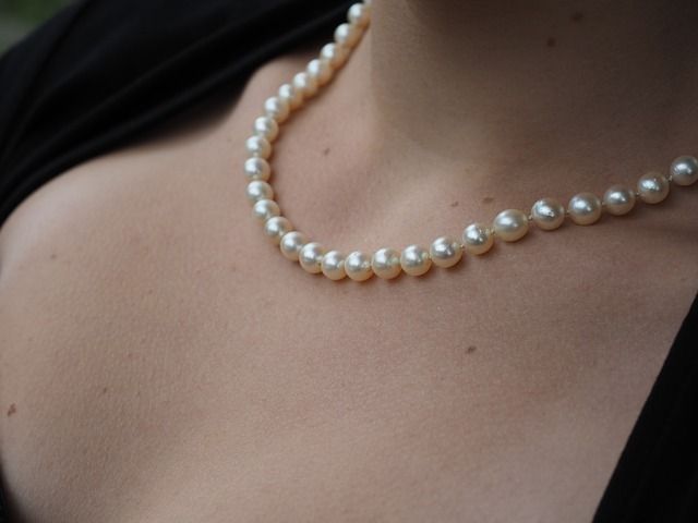 pearl%20necklace%20