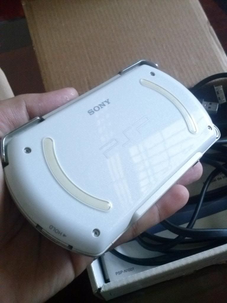 Chuyên mua bán - sửa chữa - linh phụ kiện PSP 1000 -2000 - 3000 -Vita - 8
