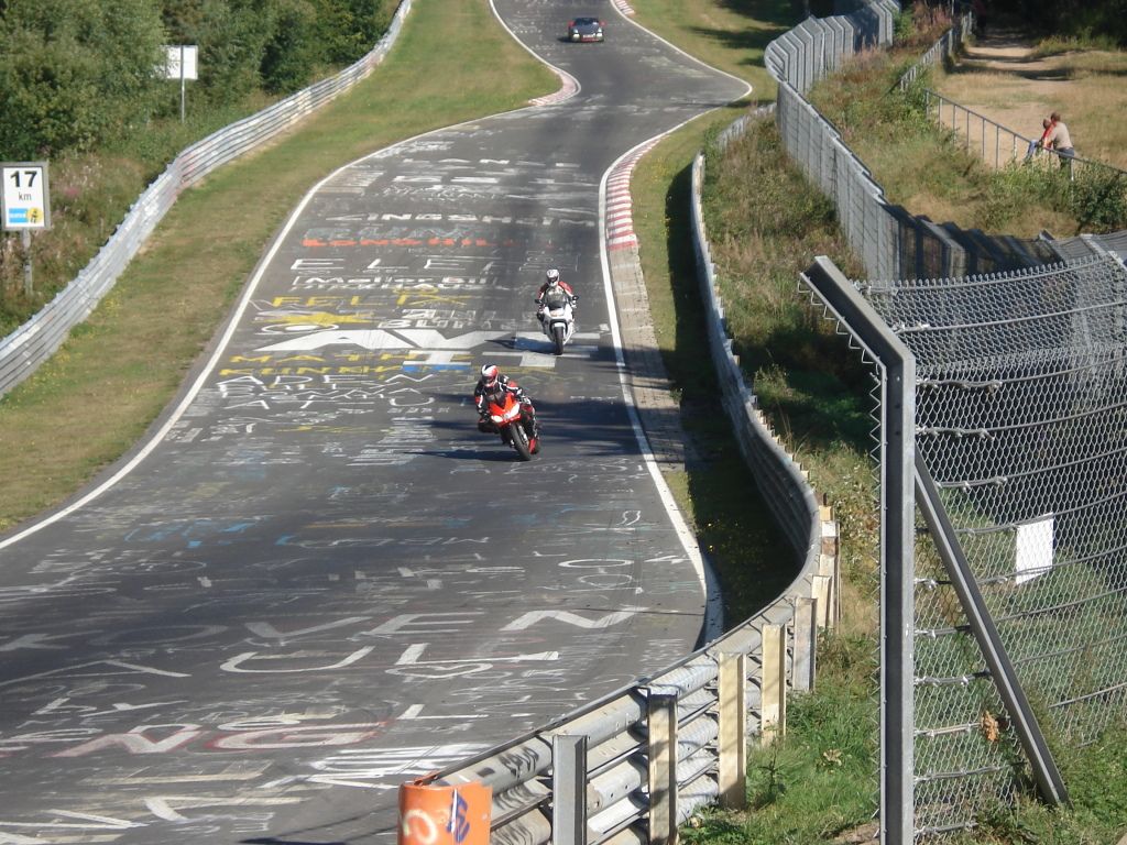 nurburgring2012015-1.jpg