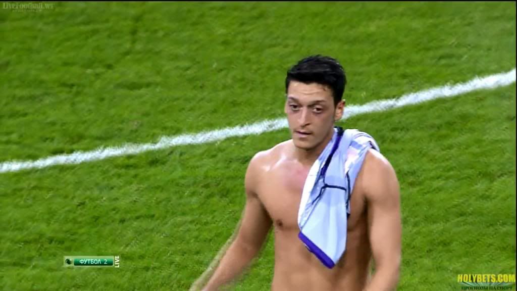 mesuttopless_zpse4dcfed2.jpg?t=136769871