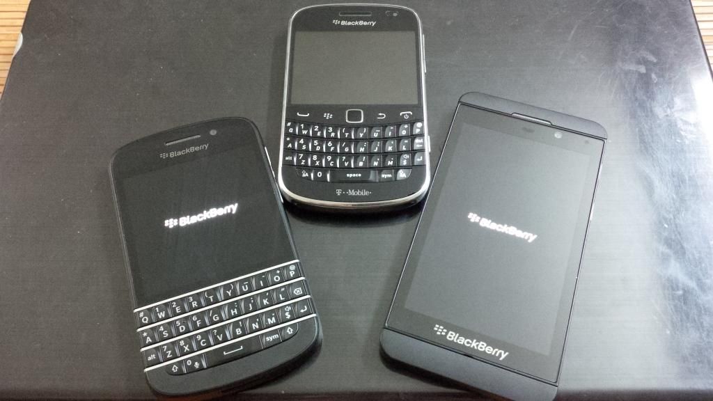 Q10, Z10 chuẩn giá HOT, PlayBook 3G giá hấp dẫn không kém :3