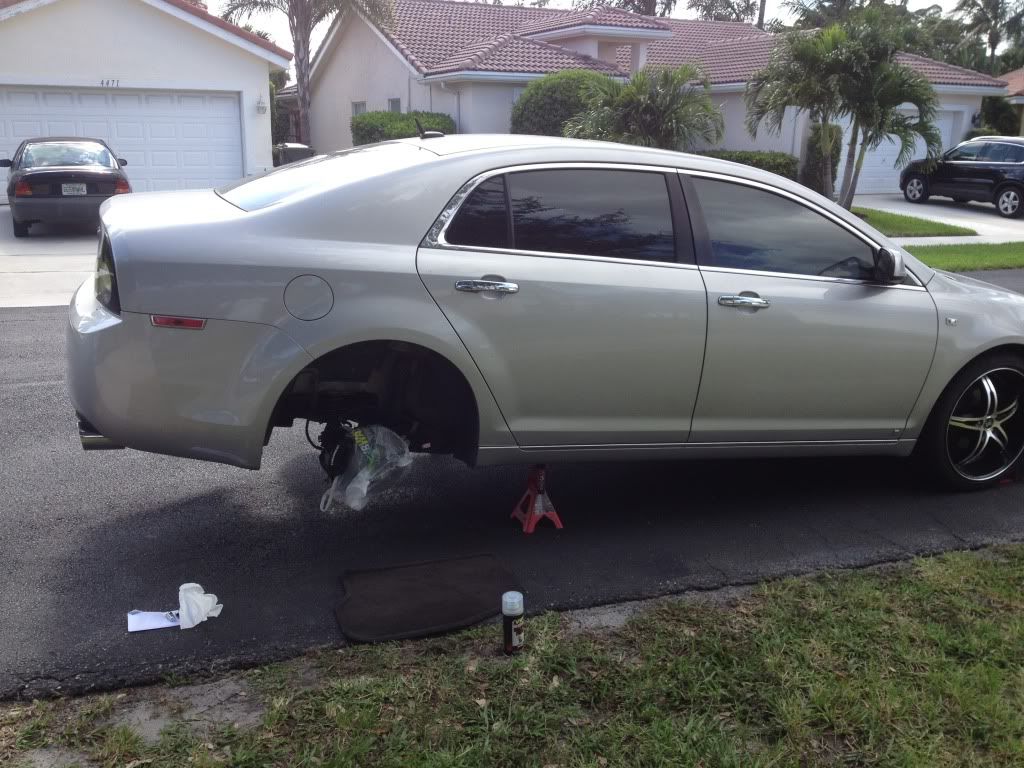 Painted calipers, flowmaster muffler, exhaust tips, lots of pics Chevrolet Malibu Forums