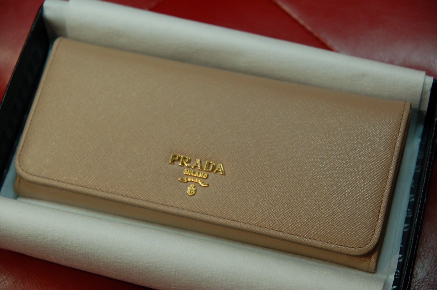 Auth Prada Beige Pink Cammeo Saffiano Metal 1M1132 Bifold Long ...  