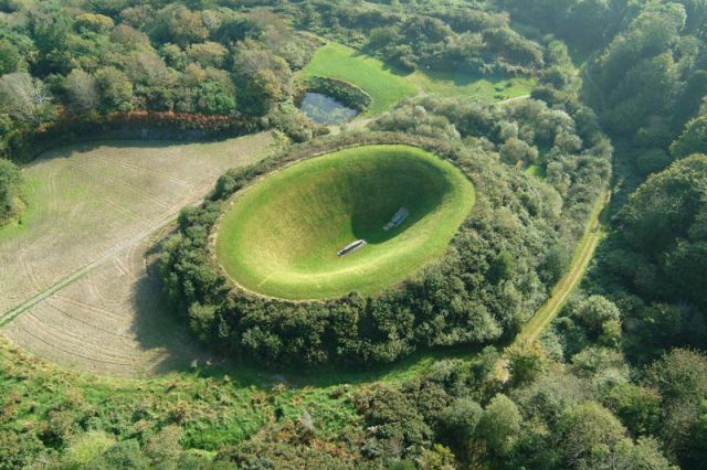 TheIrishSkyGardencrater.jpg