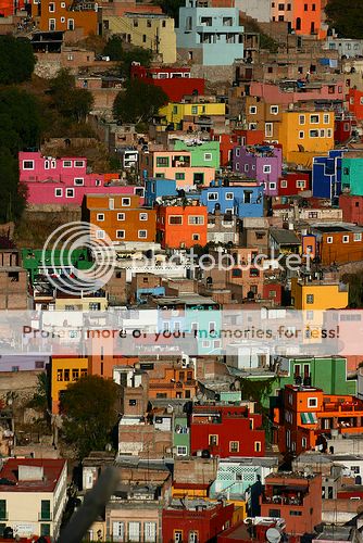 مدن ملونة